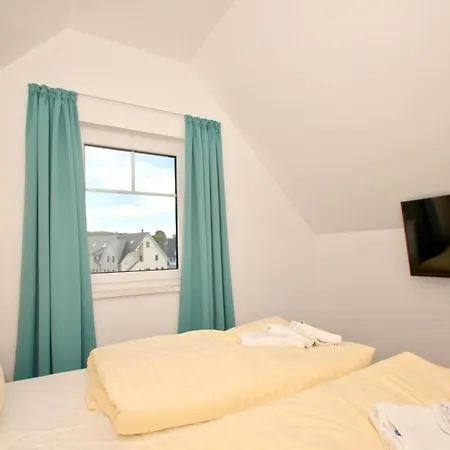 Apartment Strandnahe Rex Rugia: Balkon & Wellness-zugang