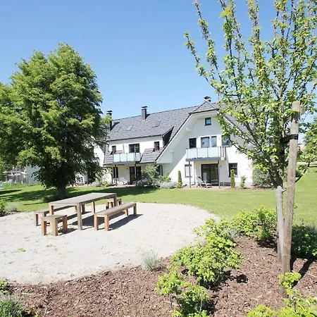 Strandnahe Rex Rugia: Balkon & Wellness-zugang