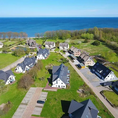 Apartment Strandnahe Rex Rugia: Balkon & Wellness-zugang Lobbe