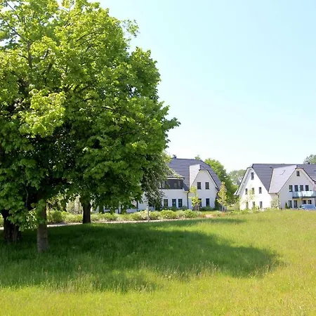 Strandnahe Mit Balkon, Gratis Nutzung Vom Ahoi Erlebnisbad Und Sauna In Sellin - Rex Rugia 11-7 * 로베
