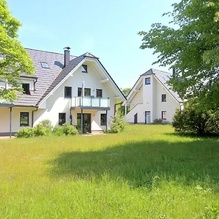 Apartment Strandnahe Rex Rugia: Balkon & Wellness-zugang Lobbe